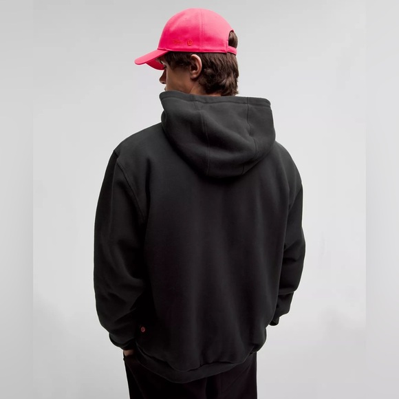 Disney x lululemon
Steady State Pullover Hoodie
Limited-edition style. - Picture 3 of 13